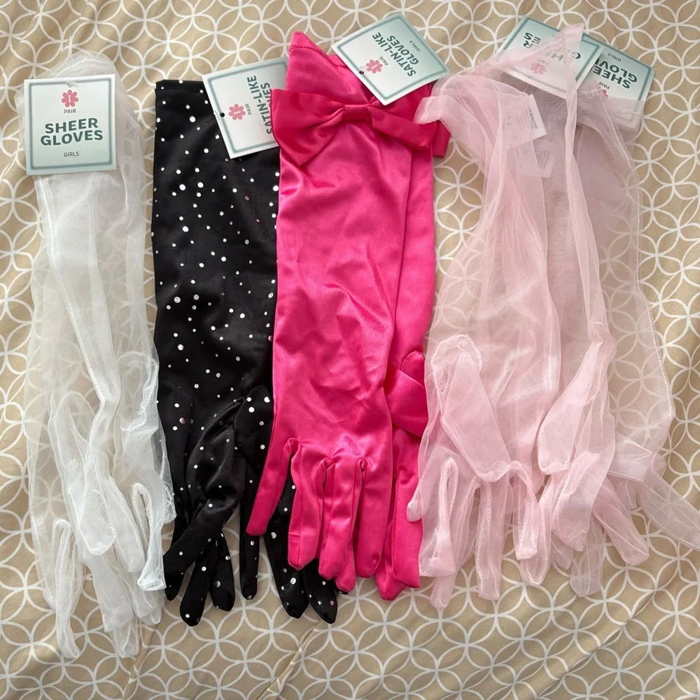 Girls dress up gloves, assorted styles. NWT!